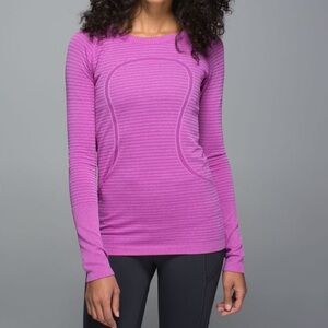 Lululemon Run: Swiftly Tech LS Crew
Rugby Stripe Tonal Heathered Ultra Violet